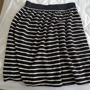 41 hawthorn striped skirt size large